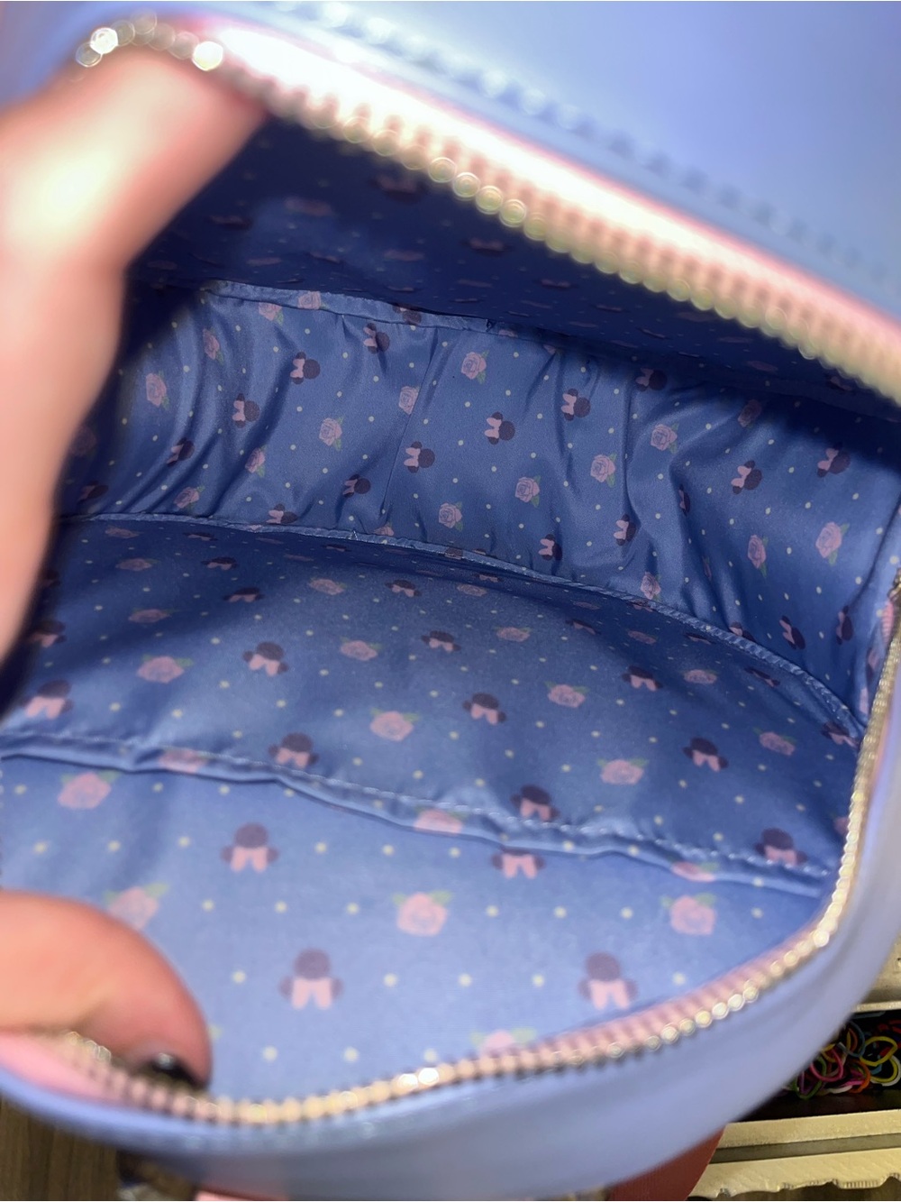 Loungefly Minnie Mouse Floral Round Crossbody - Pink & Blue - Picture 7 of 8